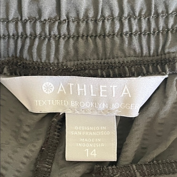 Athleta Brooklyn Jogger Textured Olive Green Size 14 - Picture 10 of 14